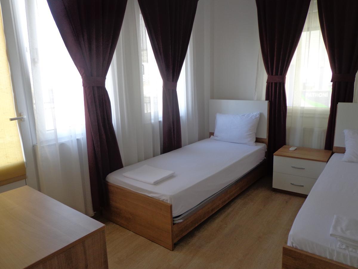 Hotel Rio Приштина Экстерьер фото